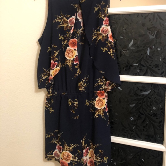 Romper - Picture 2 of 2